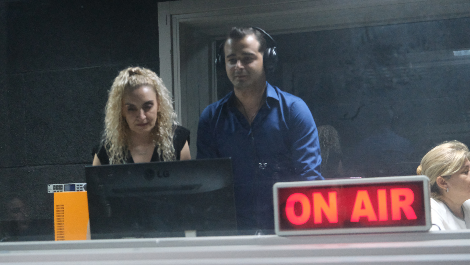 Radyo Üniversite 100.5