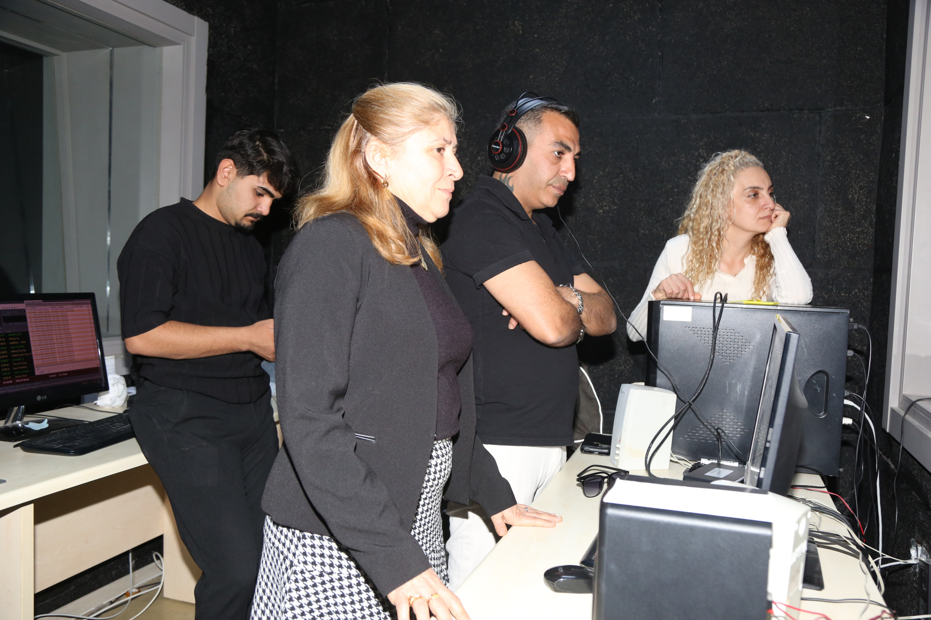 Radyo Üniversite 100.5